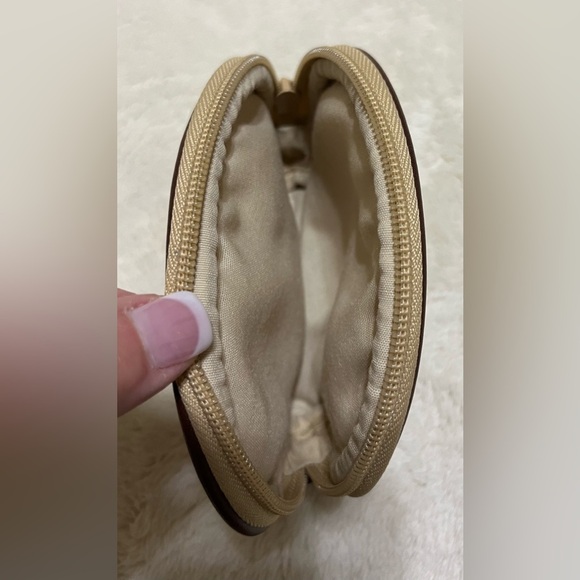 Strada Woven Straw Change Coin Purse Bag Zipper Closure - Picture 4 of 4